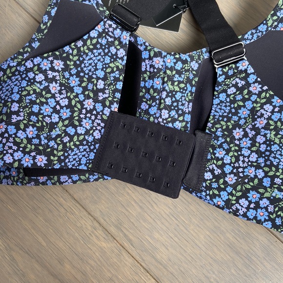 Brand New Knix Catalyst Front Zip Bra Size 1 Black Floral Garden Daze BNWT - Picture 7 of 8